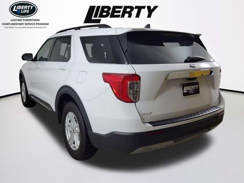 Used 2021 Ford Explorer XLT w/ Equipment Group 202A AWD/4WD image 5