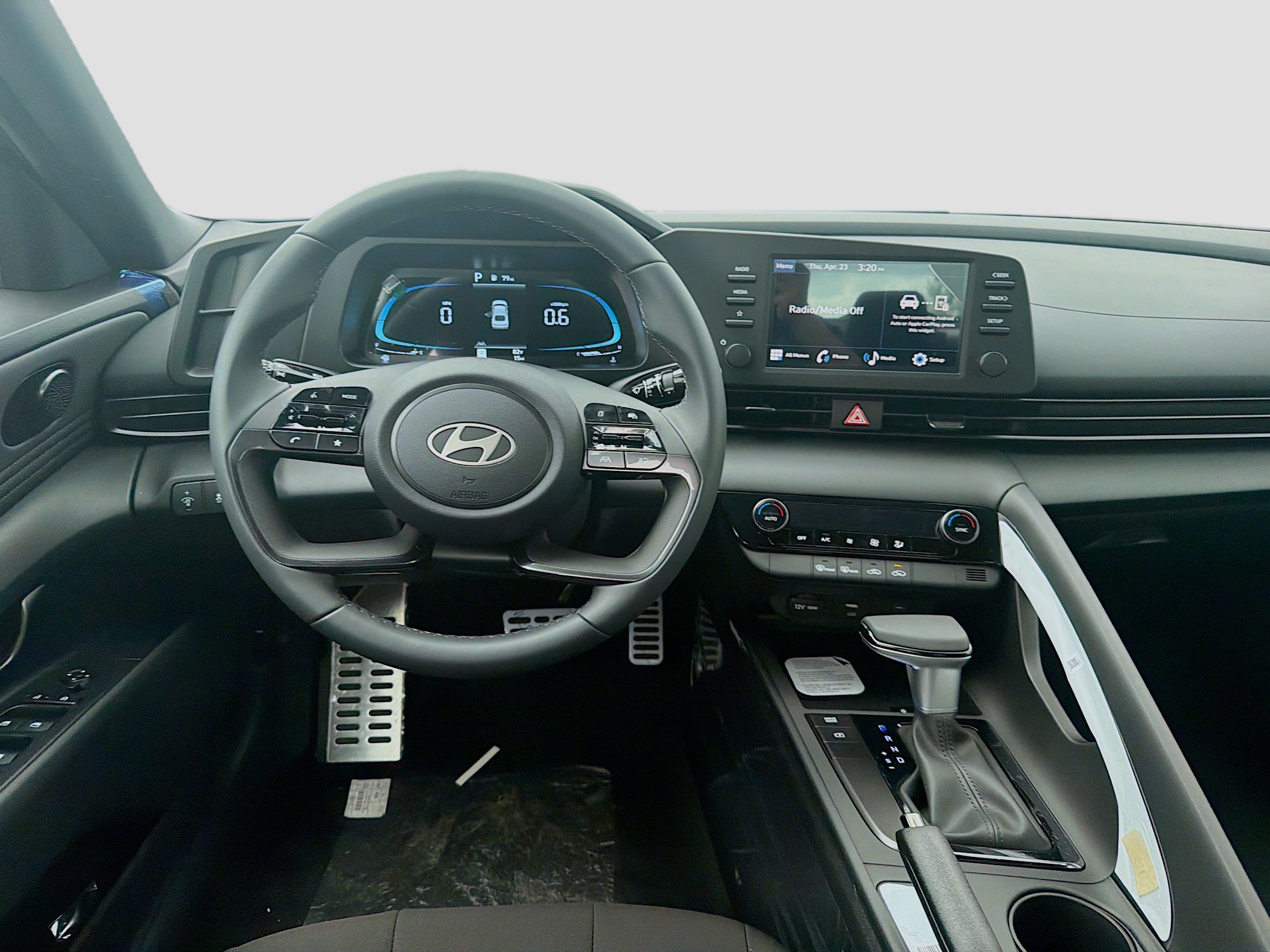 New 2026 Hyundai Elantra Sport FWD image 15