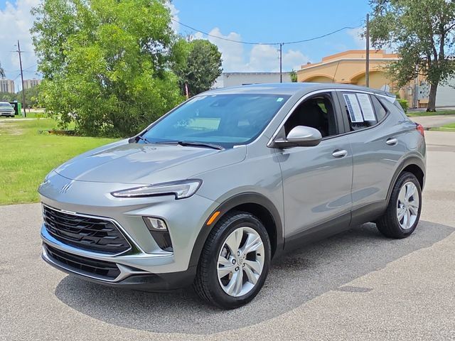 Certified 2024 Buick Encore GX Preferred FWD image 2