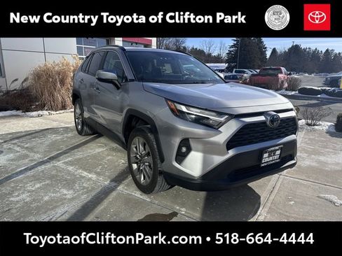 Used 2024 Toyota RAV4 XLE Premium image 1