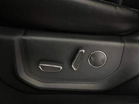 Used 2019 Ford F350 Lariat w/ Lariat Ultimate Package AWD/4WD image 29