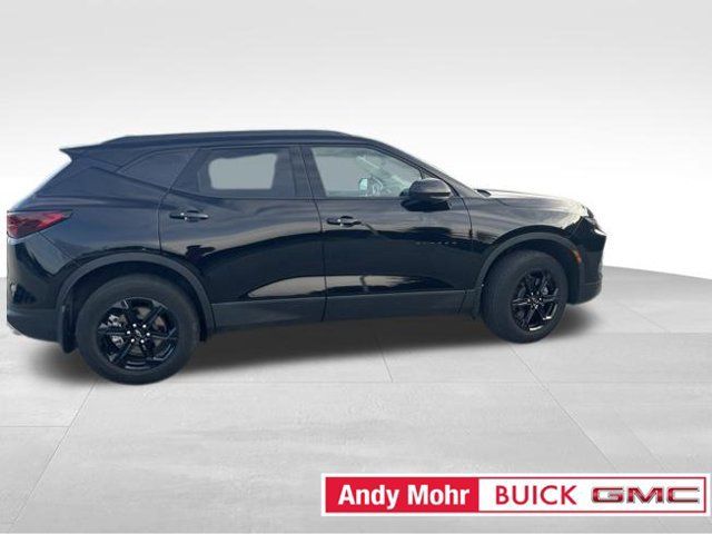 Used 2025 Chevrolet Blazer LT w/ Convenience Package FWD image 4
