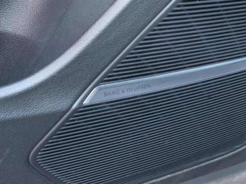 Used 2021 Audi Q8 Prestige w/ Prestige Package image 14