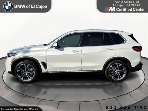 New 2026 BMW X5 sDrive40i image 8