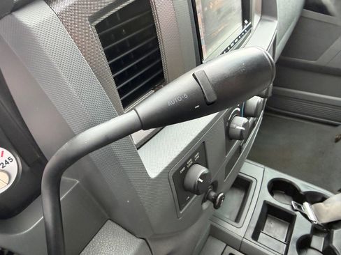 Used 2008 Dodge Ram 2500 Truck SXT image 35