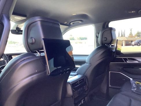 New 2026 Jeep Grand Wagoneer L Limited image 28