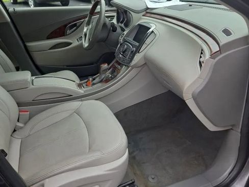 Used 2013 Buick LaCrosse Premium FWD image 6