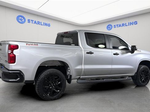 Used 2022 Chevrolet Silverado 1500 Custom Trail Boss w/ LPO, Dark Essentials Package image 10