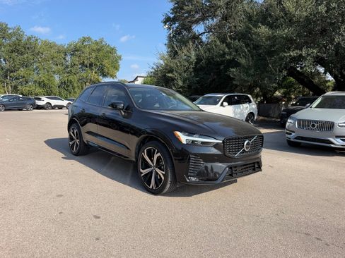 Certified 2024 Volvo XC60 B5 Ultimate w/ Protection Package Premier AWD/4WD image 7