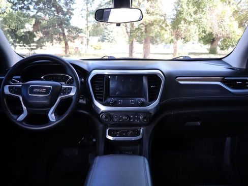 Used 2021 GMC Acadia SLE image 16