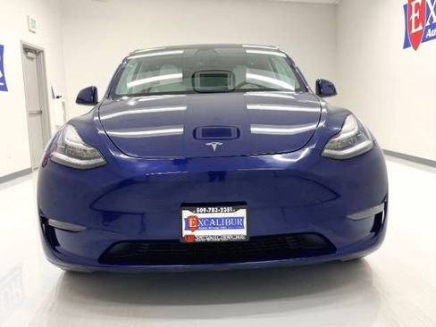 Used 2021 Tesla Model Y Long Range AWD/4WD image 11