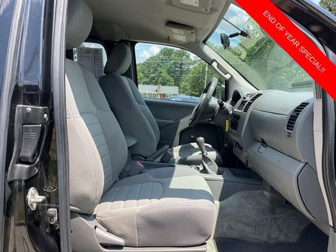 Used 2016 Nissan Frontier S image 12