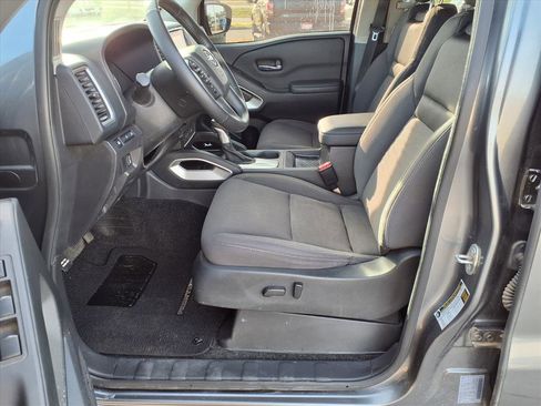 Certified 2023 Nissan Frontier SV w/ SV Convenience Package AWD/4WD image 15