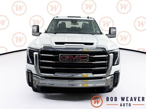 Used 2025 GMC Sierra 2500 SLE w/ SLE Value Package; AWD/4WD image 2