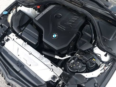 Used 2019 BMW 330i Sedan w/ M Sport Package RWD image 48