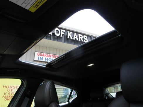 Used 2025 MAZDA MAZDA3 Hatchback w/Premium Plus Pkg image 21