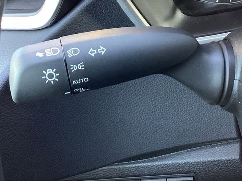 Used 2024 Toyota Corolla SE image 22