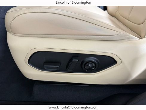 Used 2024 Jeep Grand Cherokee Limited 4xe image 18