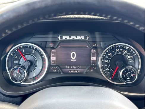 Used 2022 RAM 3500 Laramie AWD/4WD image 17