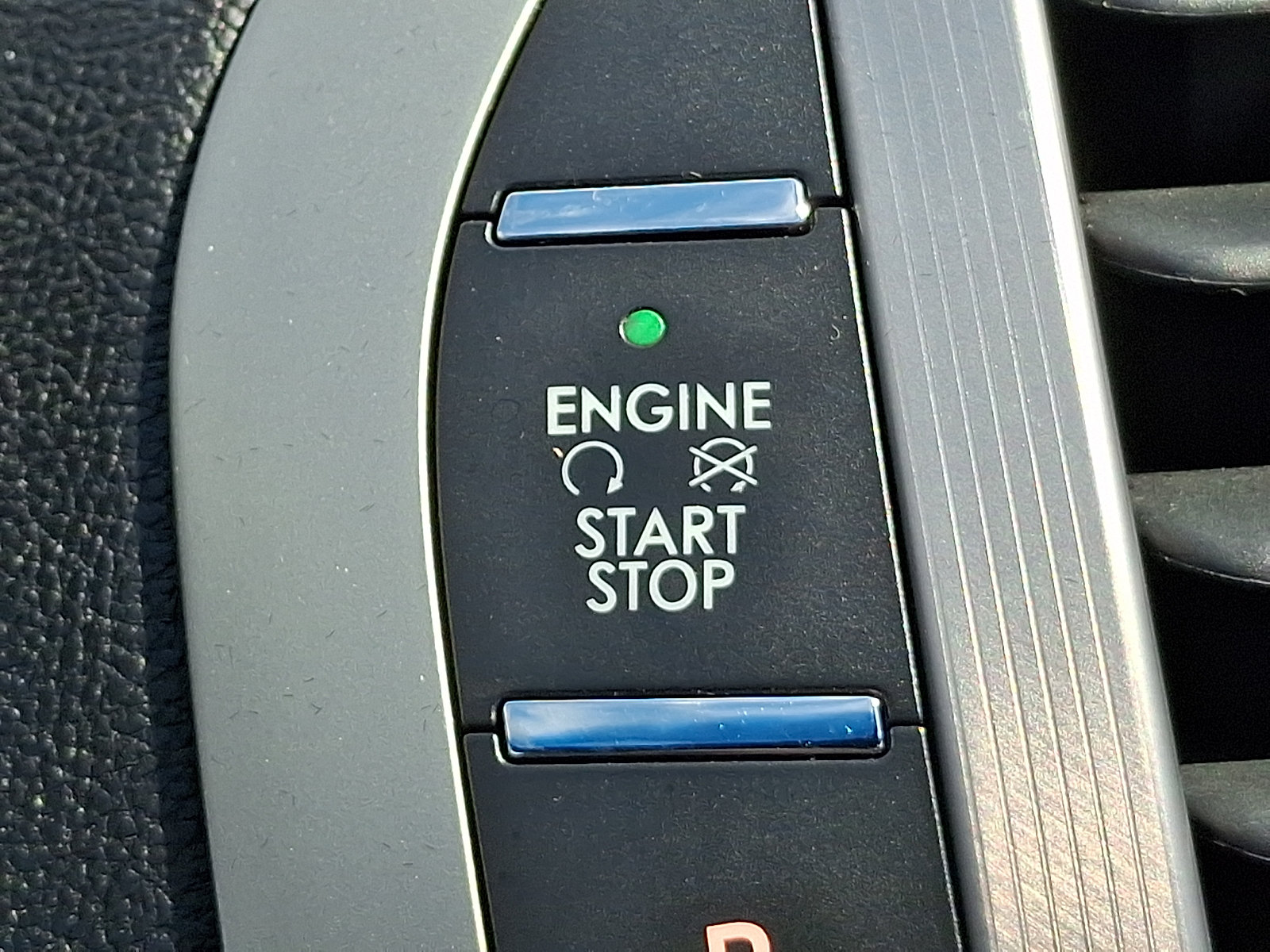 Used 2019 Lincoln MKZ Reserve AWD/4WD image 25
