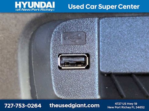 Used 2016 Ford Focus SE image 19