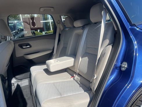 Certified 2023 Nissan Rogue SV image 19