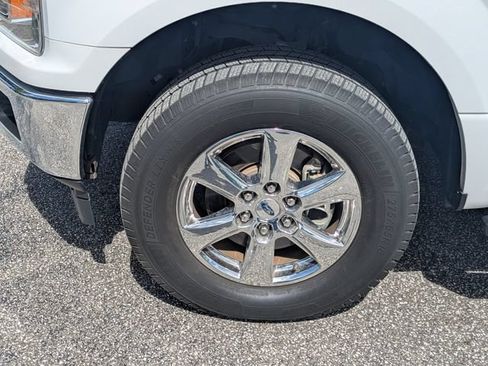 Used 2018 Ford F150 XLT w/ Equipment Group 302A Luxury AWD/4WD image 10