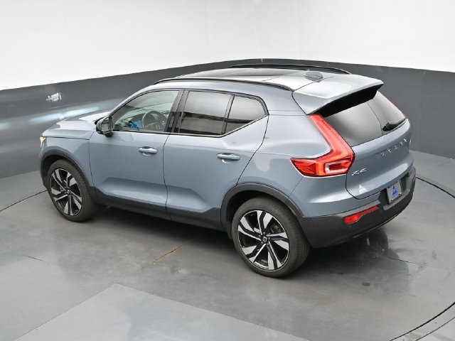 Used 2023 Volvo XC40 B5 Ultimate w/ Climate Package AWD/4WD image 20