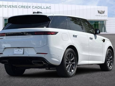 Used 2024 Land Rover Range Rover Sport Dynamic SE AWD/4WD image 3