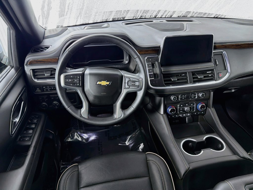 Used 2024 Chevrolet Tahoe Premier AWD/4WD image 24