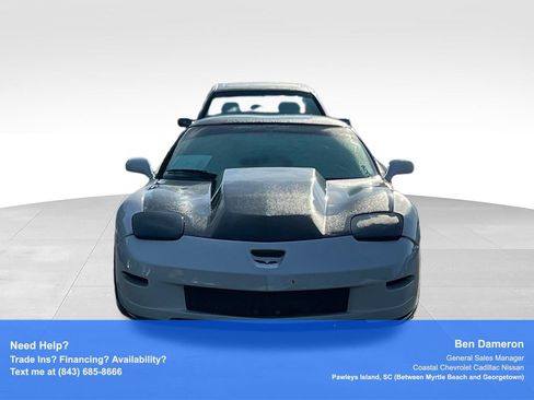 Used 1999 Chevrolet Corvette Coupe w/ Memory Pkg RWD image 2