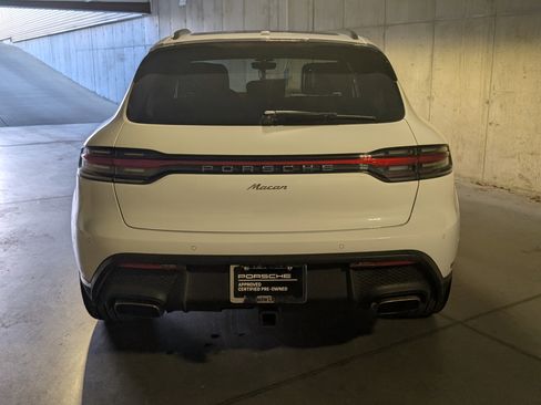 Used 2023 Porsche Macan image 8