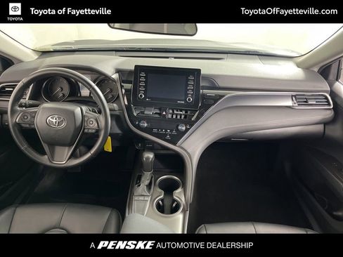 Used 2024 Toyota Camry SE image 15