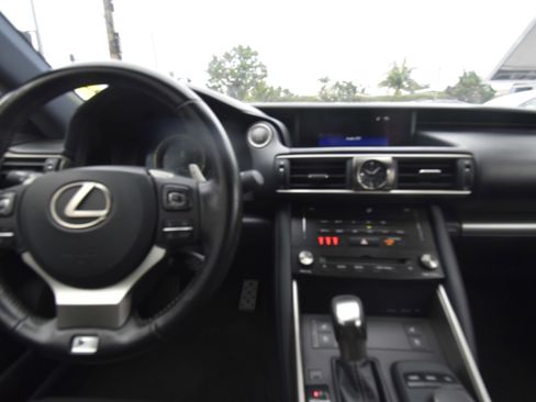 Used 2017 Lexus IS 200t F Sport w/ F Sport Package RWD image 7