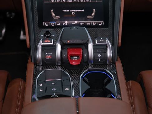 Used 2023 Lamborghini Urus S AWD/4WD image 46