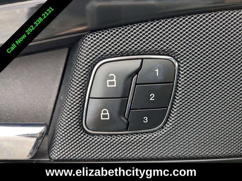 Used 2023 Lincoln Nautilus Reserve image 27