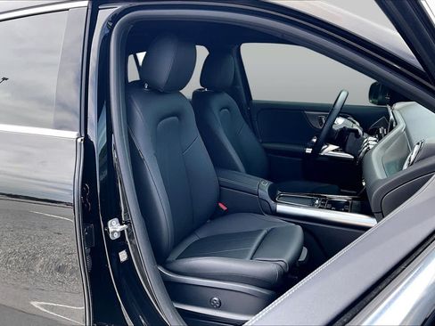 Used 2025 Mercedes-Benz GLA 250 image 17