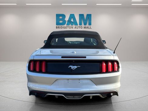 Used 2016 Ford Mustang Premium image 6