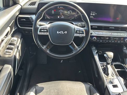 Used 2023 Kia Telluride S AWD/4WD image 15
