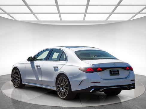 New 2026 Mercedes-Benz E 450 4MATIC Sedan image 2