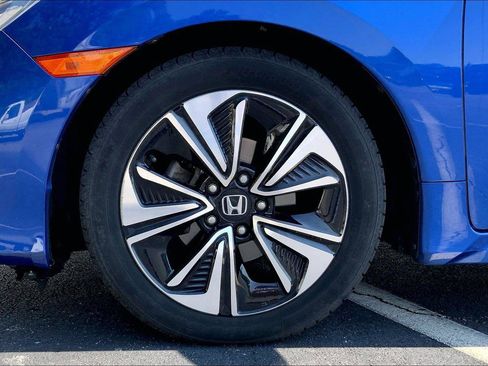 Used 2018 Honda Civic EX-T image 8