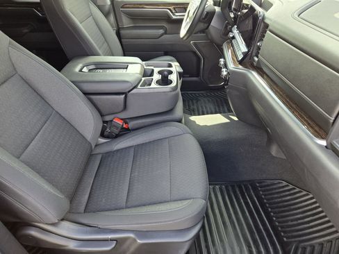 Used 2023 GMC Sierra 1500 Elevation image 13