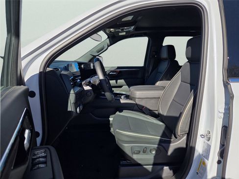 New 2026 Chevrolet Tahoe Premier w/ Sun And Tow Package image 14