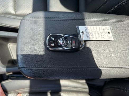 Used 2023 Buick Encore GX Essence w/ Experience Buick Package FWD image 27