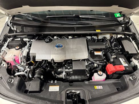 Used 2017 Toyota Prius Prime Premium w/ Carpet Mat Package FWD image 26