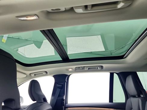 New 2026 Volvo XC90 B6 Plus w/ Protection Package Premier image 22