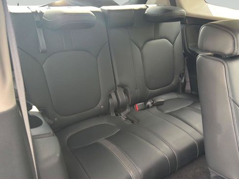 Used 2024 Honda Pilot EX-L image 36