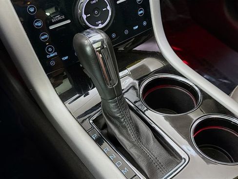 Used 2012 Ford Edge Sport w/ Driver Entry Pkg image 17