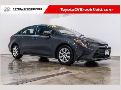 Used 2024 Toyota Corolla LE FWD image 1