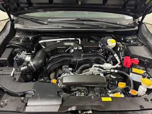 Used 2025 Subaru Crosstrek 2.0i Premium image 37